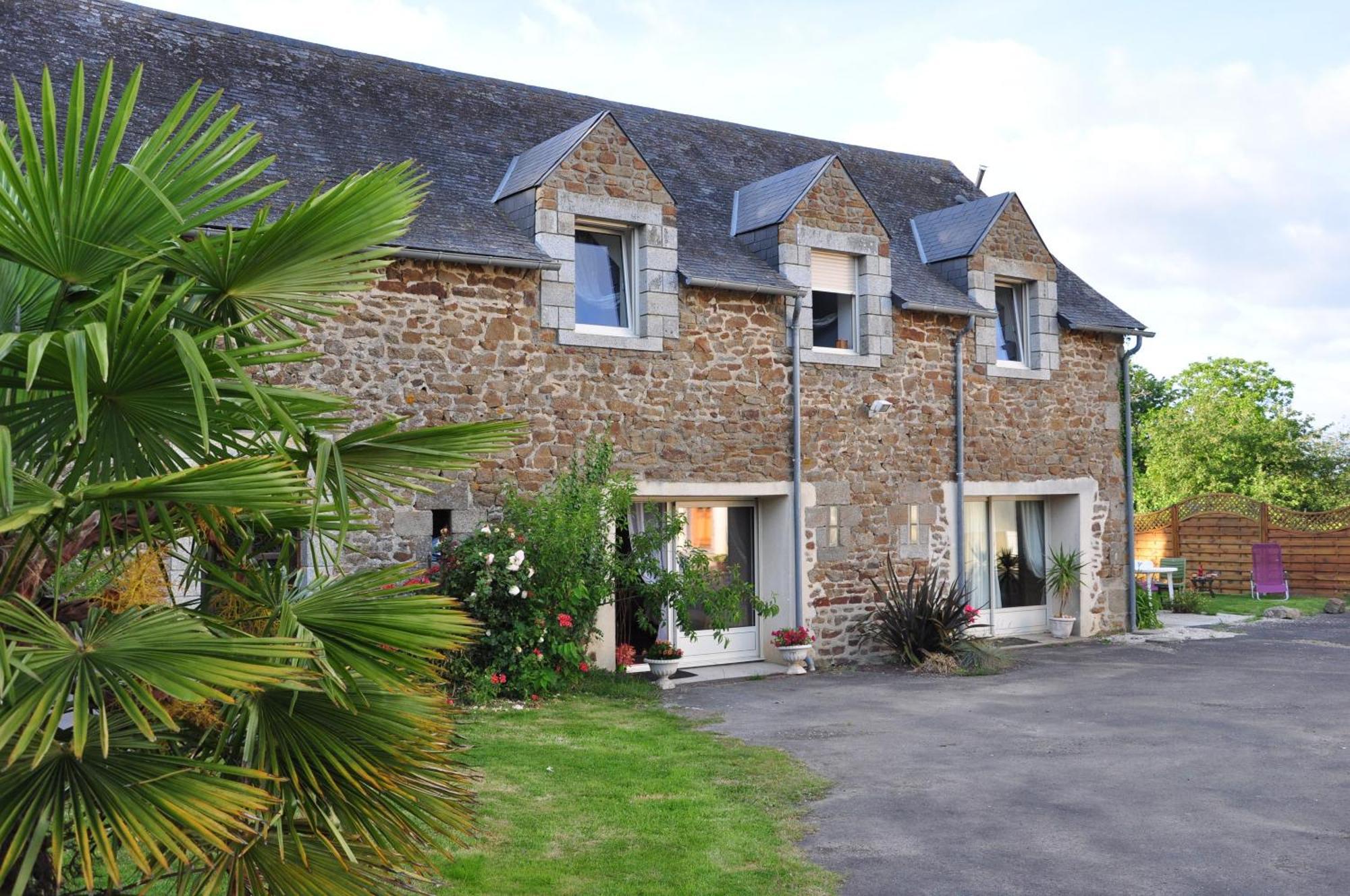 La Grande Malardiere Saint-Georges-Buttavent Exterior foto